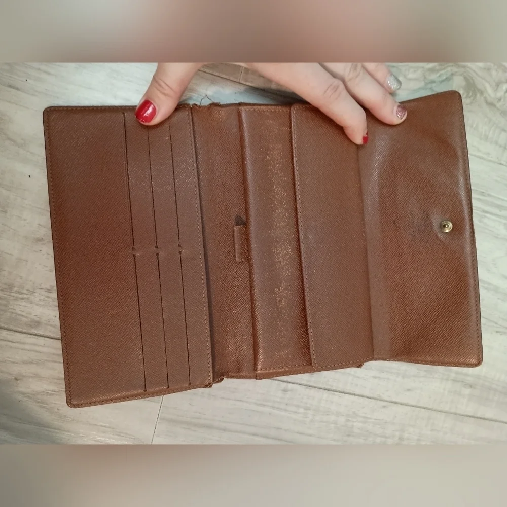 Louis Vuitton Brown Monogram Clutch